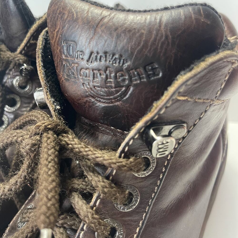 DR MARTENS 8542 England Chunky Platform Leather Ankle Boots in Brown Size 7M/8W - Picture 7 of 13